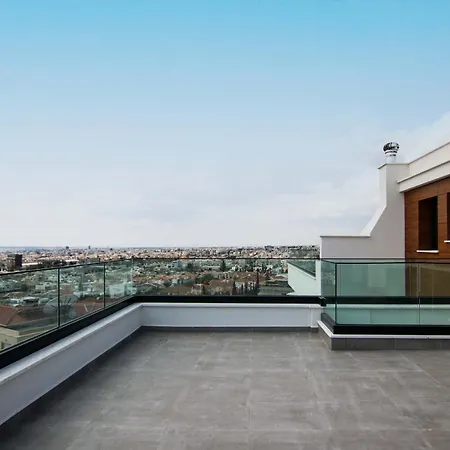 Apartment Phaedrus Living: Sea View Anna 302 *
