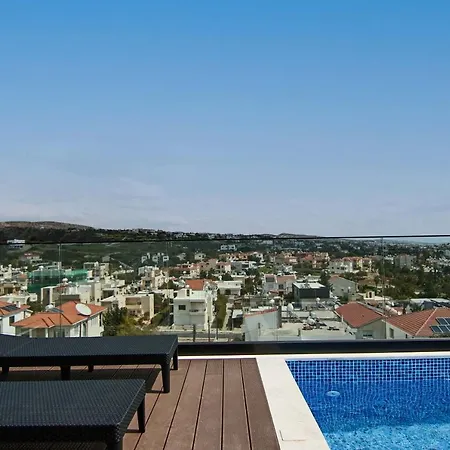 Phaedrus Living: Sea View Anna 302 *