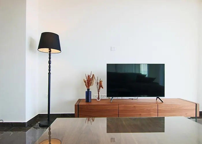 Phaedrus Living: Sea View Anna 302 * Lemesos